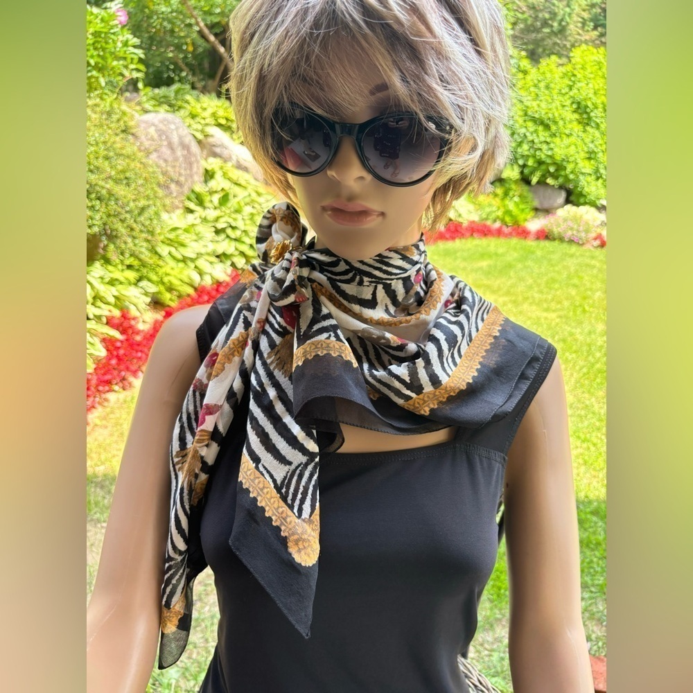Simon Chang Zebra & Chain Print Silk-Feel Square Scarf